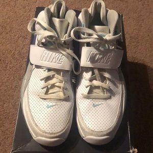 Nike Mens Air Bo 1’s size 11 great condition!